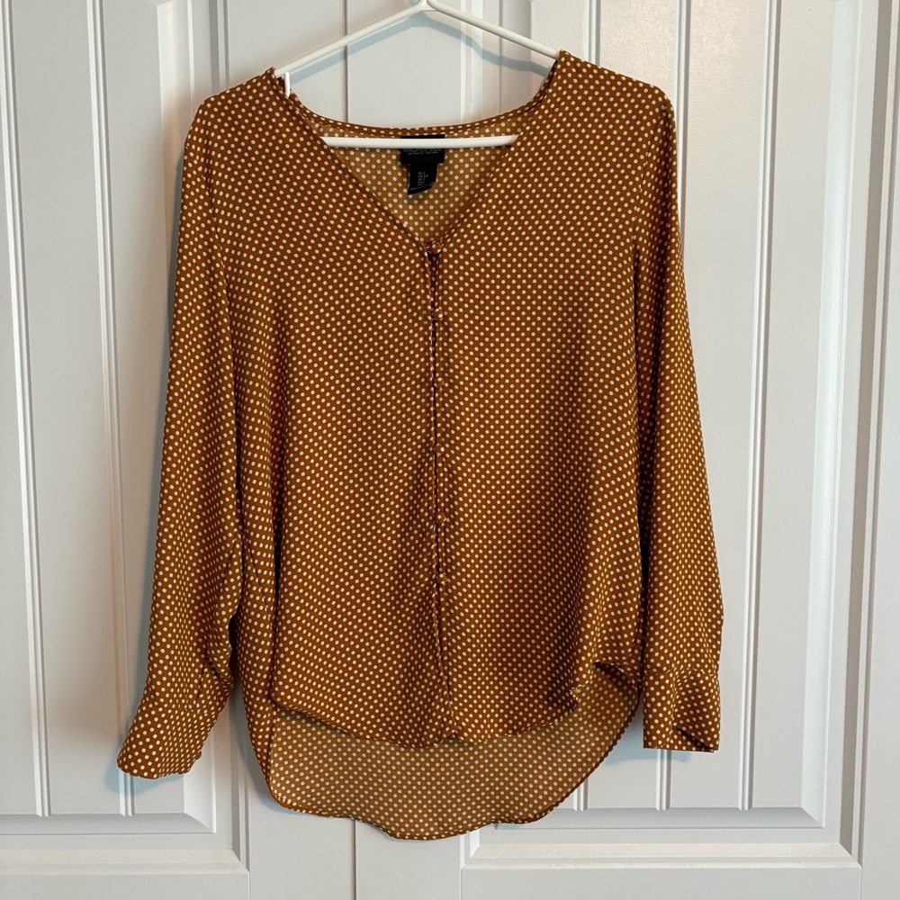 Button up long sleeve blouse
